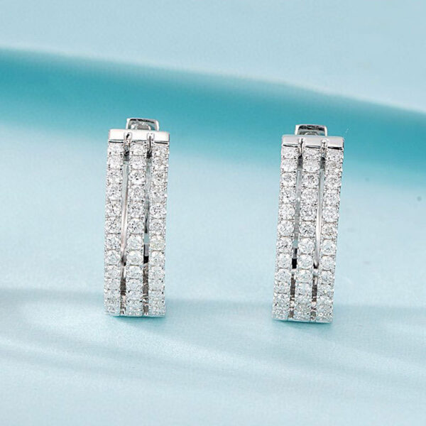 18K White Gold Natural Diamond Earrings